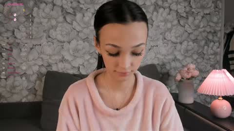Snapshot of eva_doncray chatting on December 2024 02:17:01 PM Eva online show from December 2024 02:17:01 PM