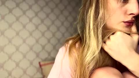 Evvie online show from March 2026 02:39:02 PM