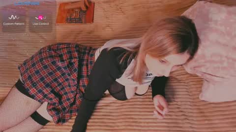 Snapshot of eva_gloss chatting on March 2025 12:09:01 PM Eva online show from March 2025 12:09:01 PM