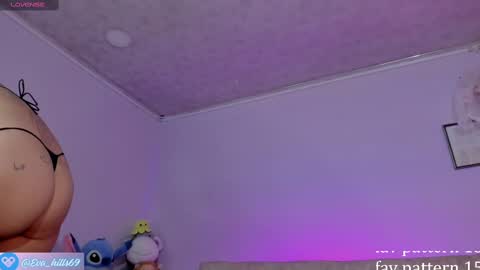 Eva  online show from October 2025 01:41:01 PM