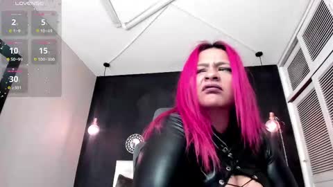 Snapshot of eva_hot_1 chatting on May 2026 01:08:02 PM eva_hot_1 online show from May 2026 01:08:02 PM