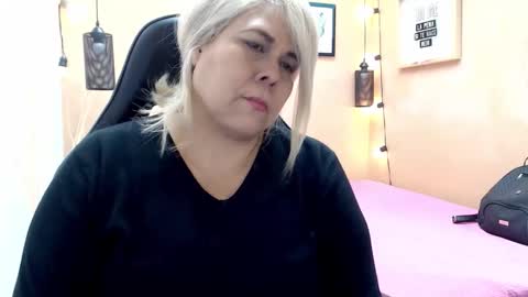 Snapshot of eva_love49 chatting on November 2025 12:06:01 PM eva_love49 online show from November 2025 12:06:01 PM
