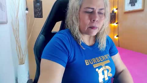 Snapshot of eva_love49 chatting on November 2025 12:00:02 PM eva_love49 online show from November 2025 12:00:02 PM