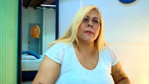 Snapshot of eva_love49 chatting on March 2026 05:29:02 PM eva_love49 online show from March 2026 05:29:02 PM