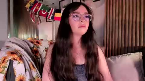 Angelinne online show from July 2026 04:07:02 AM
