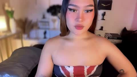 Queen Eva Mazikeen online show from March 2026 09:32:02 PM