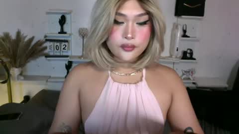 Queen Eva Mazikeen online show from July 2026 08:37:01 PM