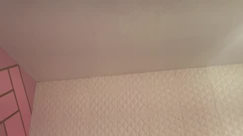 Eva  online show from April 2026 02:36:02 PM