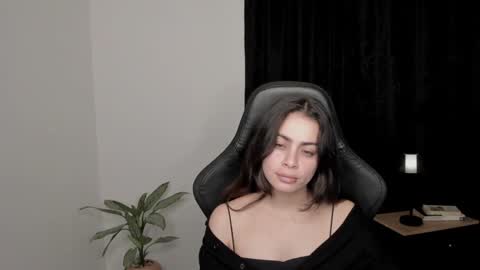 eva_monn online show from January 2025 02:09:01 AM
