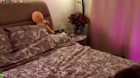 Eva online show from April 2026 10:13:01 AM