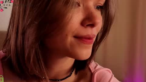 Snapshot of eva_natsumi chatting on May 2026 07:45:01 PM Eva online show from May 2026 07:45:01 PM