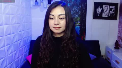 Eva online show from December 2025 06:25:01 PM