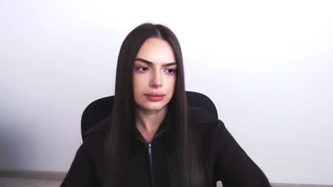 Eva online show from November 2025 12:22:02 PM