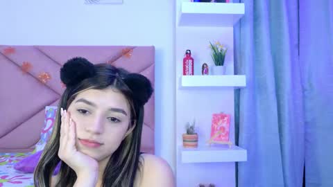Snapshot of eva_sin18 chatting on October 2025 11:17:02 PM Eva Sin online show from October 2025 11:17:02 PM