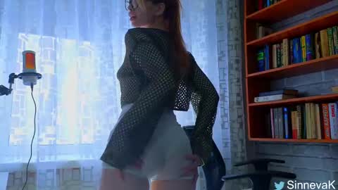 Snapshot of eva_sinn chatting on February 2025 07:06:01 AM Hi there i am Eva and i wish create a nice community with you so join my Ticket Show for more pleasure online show from February 2025 07:06:01 AM