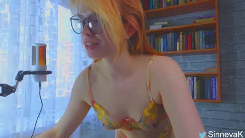 Snapshot of eva_sinn chatting on March 2025 01:40:01 PM Hi there i am Eva and i wish create a nice community with you so join my Ticket Show for more pleasure online show from March 2025 01:40:01 PM