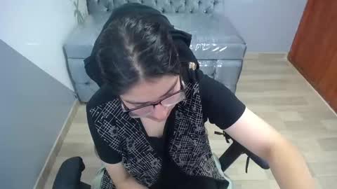 eva_smit_t online show from February 2026 02:06:02 AM