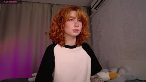 Snapshot of evaa_moonn_ chatting on October 2025 05:29:02 AM Eva online show from October 2025 05:29:02 AM