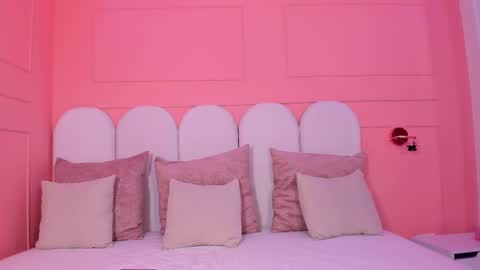 Eva online show from February 2025 10:26:02 PM