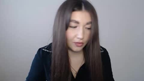 Evachaturbatte online show from March 2026 09:14:02 AM