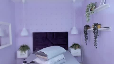 evahalston online show from October 2025 01:39:01 AM