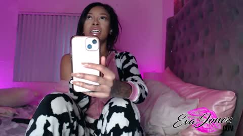 Eva online show from February 2025 01:38:01 AM