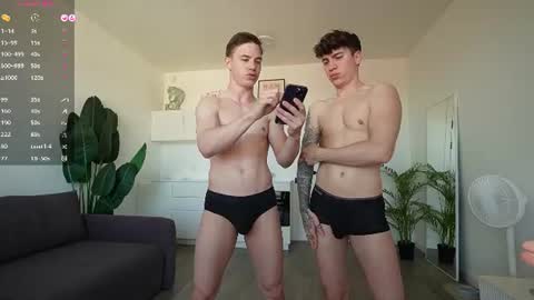 evan_white_ online show from June 2026 05:54:01 AM