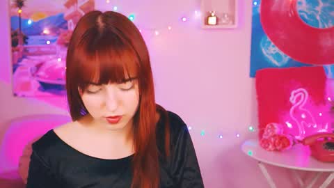 Eva  online show from December 2024 12:44:02 PM