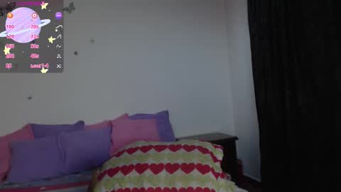 Snapshot of evangeline_lover chatting on October 2025 12:06:02 PM evangeline_lover online show from October 2025 12:06:02 PM