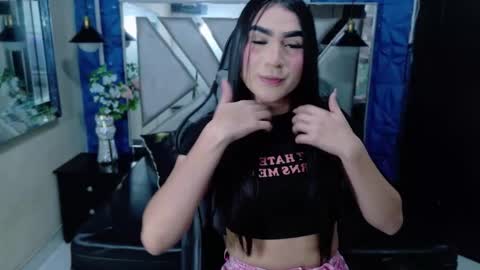 evangeline_star1 online show from December 2025 01:53:01 PM