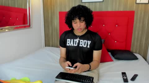 Snapshot of evannnight chatting on April 2026 04:02:02 AM Evann online show from April 2026 04:02:02 AM