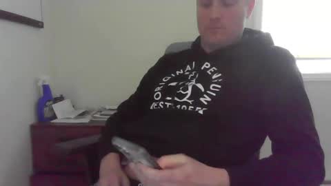 Snapshot of evans008 chatting on April 2026 06:31:02 PM EvanS online show from April 2026 06:31:02 PM