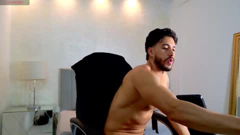 E V A N S online show from March 2026 12:15:01 AM