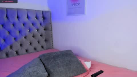 Eva Olimpo online show from April 2026 02:05:02 AM