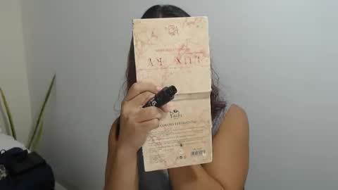 evarodriguez_ online show from September 2025 03:24:01 PM