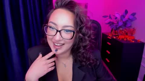 evasarazardje online show from November 2025 04:14:02 AM