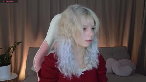 Eva online show from October 2025 12:28:01 PM