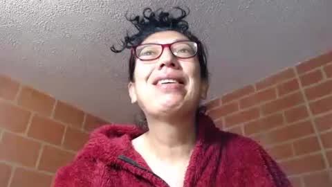 Snapshot of evatuya chatting on May 2026 10:38:02 PM eva55 online show from May 2026 10:38:02 PM