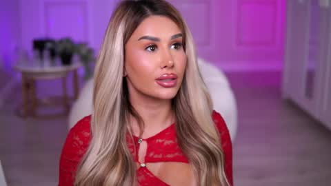 Snapshot of evazane chatting on October 2025 07:10:02 PM Eva online show from October 2025 07:10:02 PM