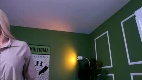 Eva online show from May 2026 10:10:02 AM