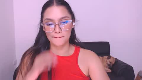 Snapshot of eve_rox18 chatting on December 2024 09:28:02 AM Eve Rox18 online show from December 2024 09:28:02 AM