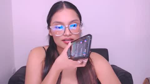 Snapshot of eve_rox18 chatting on January 2025 10:01:01 AM Eve Rox18 online show from January 2025 10:01:01 AM