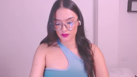 Snapshot of eve_rox18 chatting on November 2025 12:31:02 AM Eve Rox18 online show from November 2025 12:31:02 AM