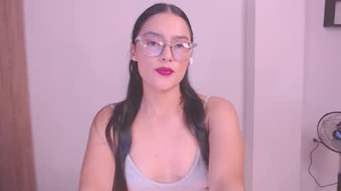 Snapshot of eve_rox18 chatting on November 2025 12:00:02 AM Eve Rox18 online show from November 2025 12:00:02 AM