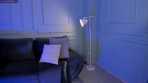 Eve  online show from December 2025 08:03:01 PM