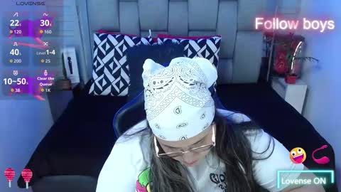 Snapshot of evelin_zaens chatting on November 2025 05:50:01 AM evelin zaens online show from November 2025 05:50:01 AM