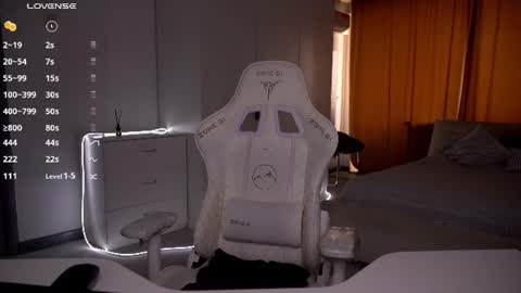 Evelina online show from July 2026 12:07:01 PM