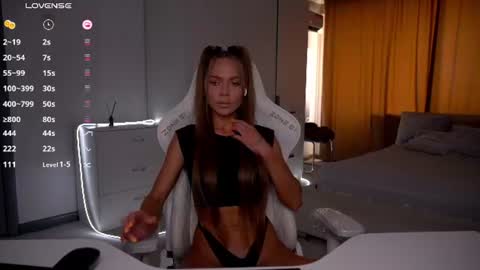 Evelina online show from July 2026 09:38:01 AM