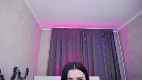 Evelin online show from January 2026 05:27:02 PM