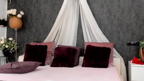 evellynereys online show from January 2025 10:34:01 AM